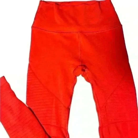 Alphalete‎ OG Revival Formula Red Compression Leggings - Picture 2 of 4